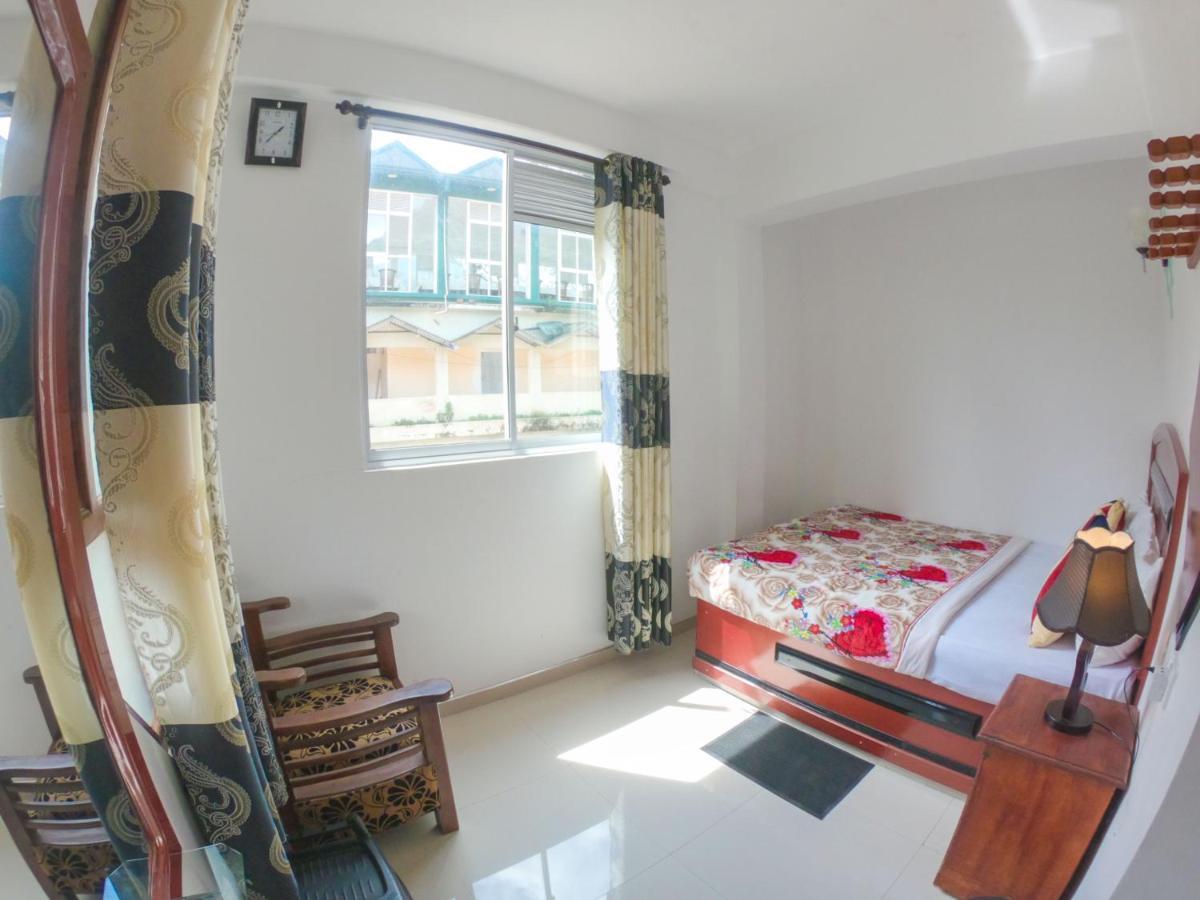Siumi Rest Hotel Nallathanniya Bagian luar foto